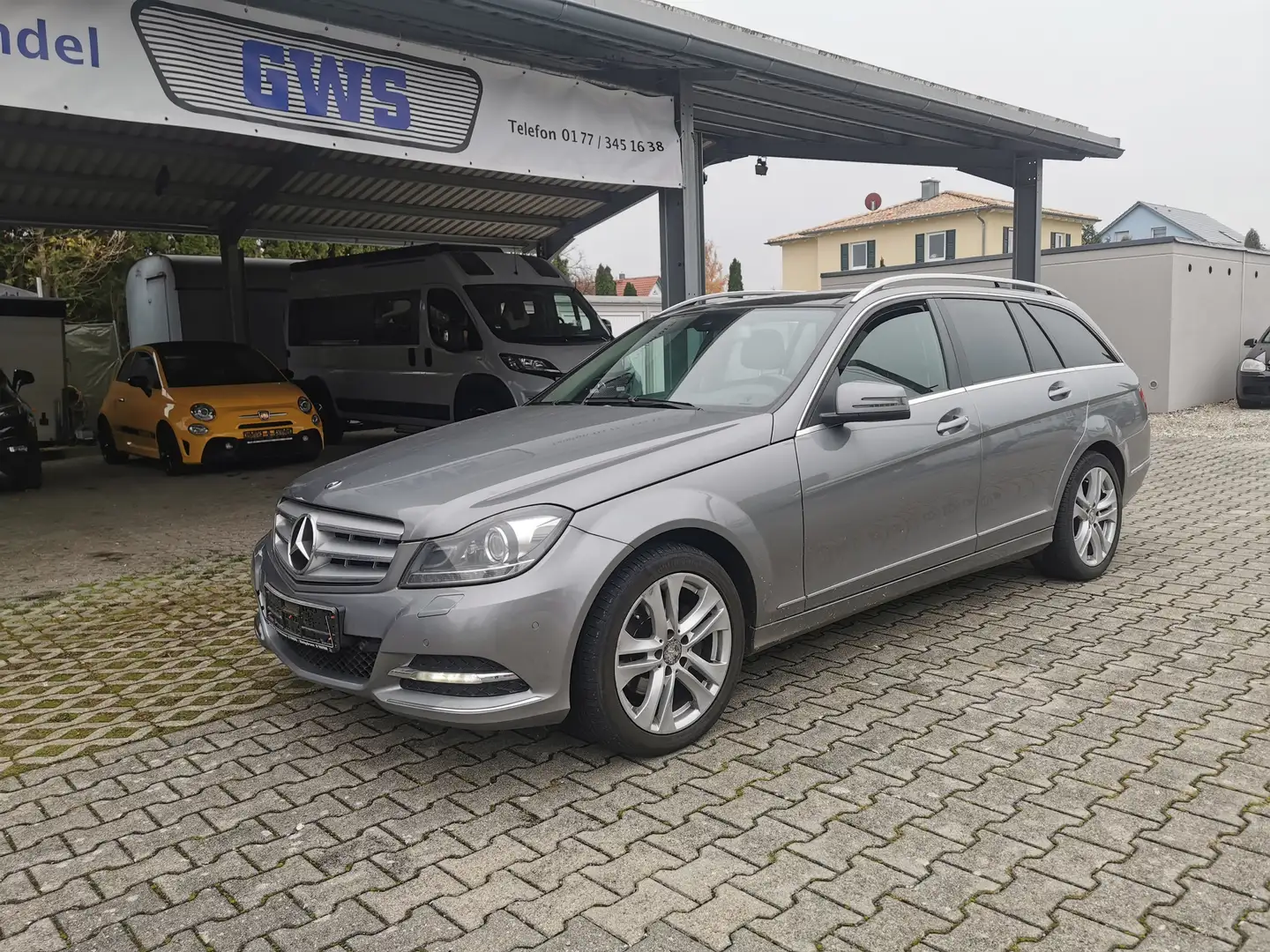 Mercedes-Benz C 220 C 220 T CDI Avatgarde Panorama Top Austattung Gris - 1