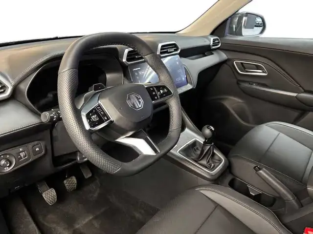 MG ZS view 11