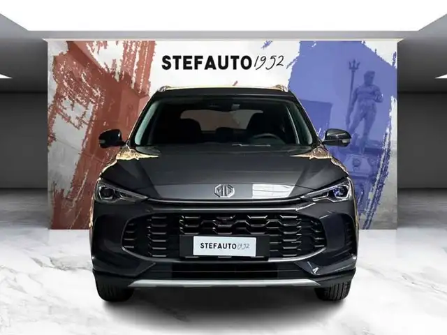 MG ZS view 4