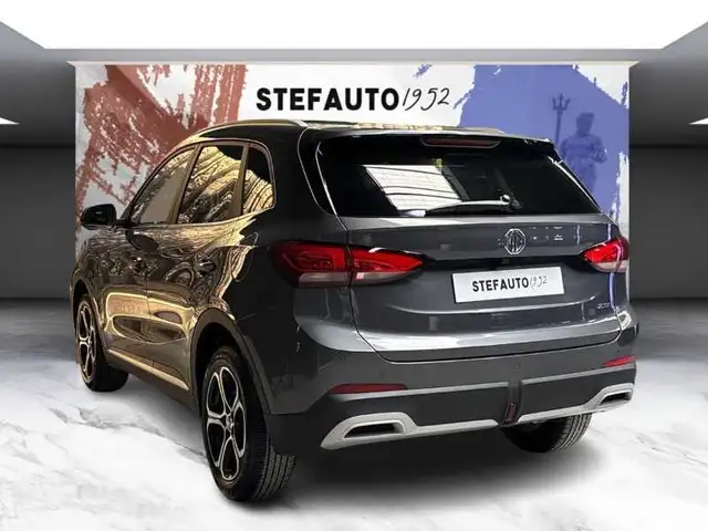 MG ZS view 5