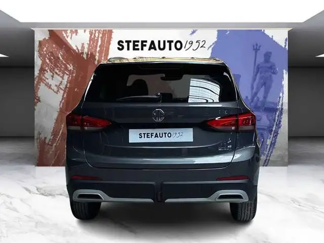 MG ZS view 6
