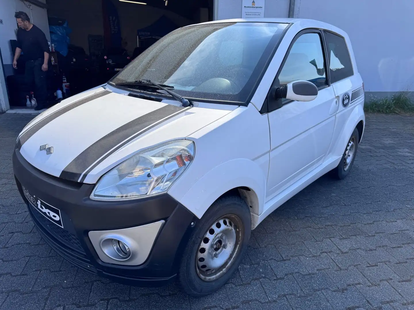 Ligier Sonstige Ixo DCI-Motor Weiß - 1