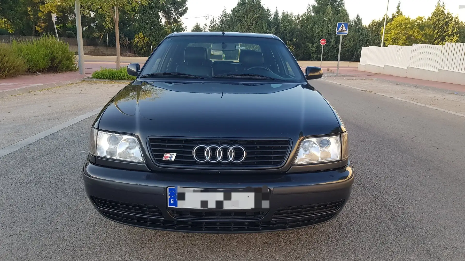 Audi S6 4.2 Plus quattro - 1