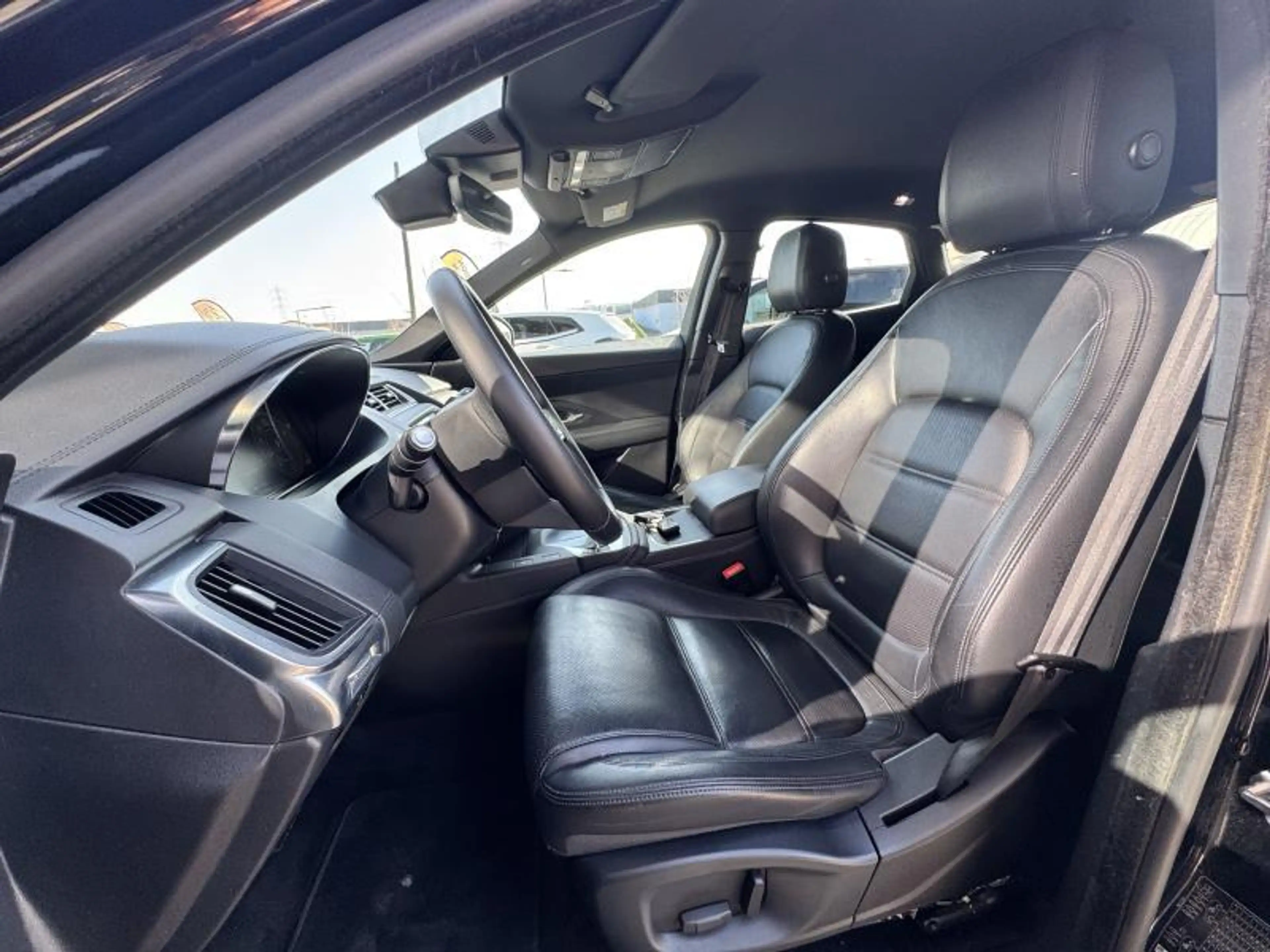 Jaguar E-Pace R-Dynamic S 2019 — photo 6