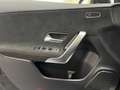 Mercedes-Benz A 180 AMG Line Zwart - thumbnail 4