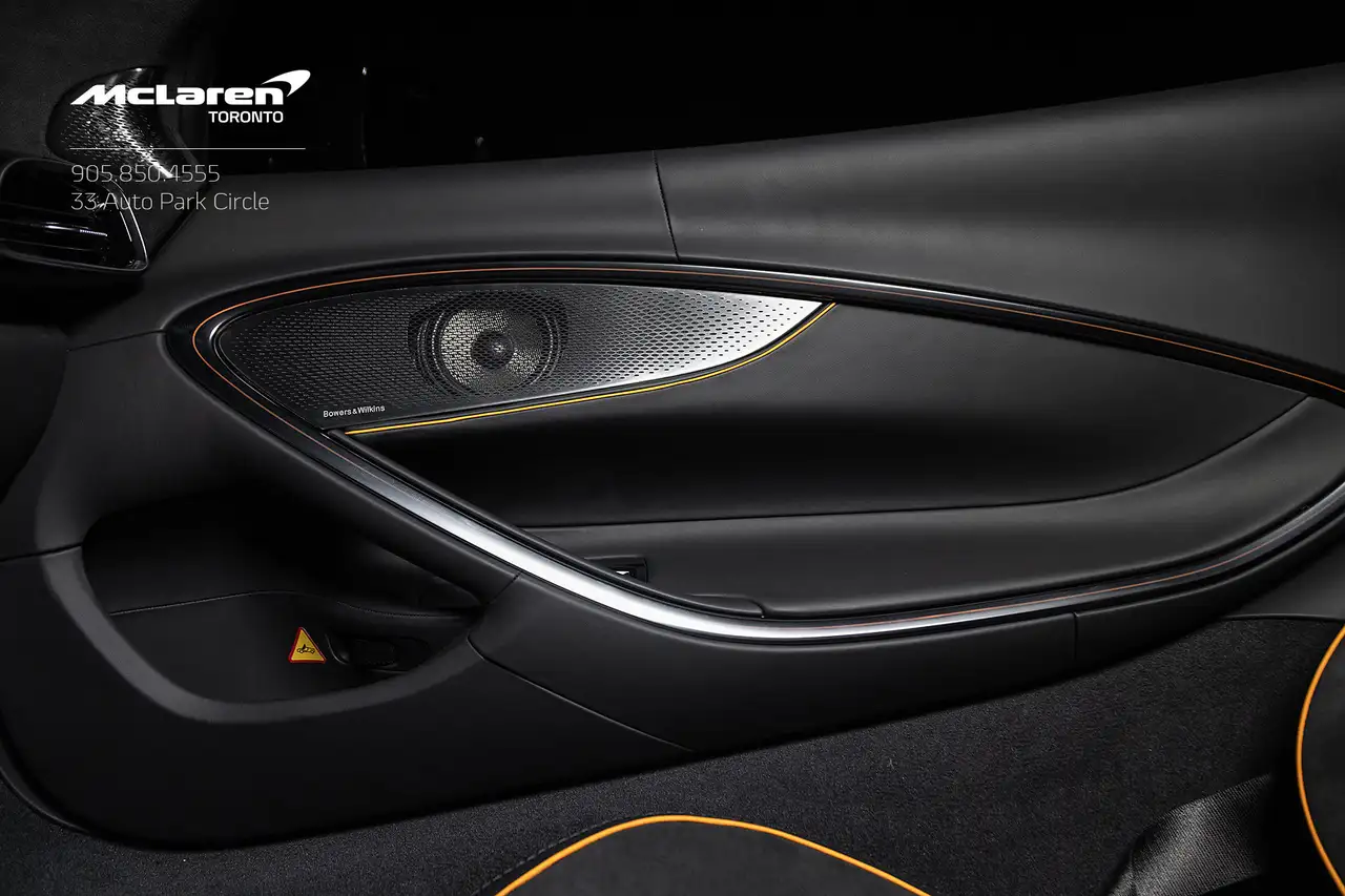 McLaren Artura снимка McLaren Artura