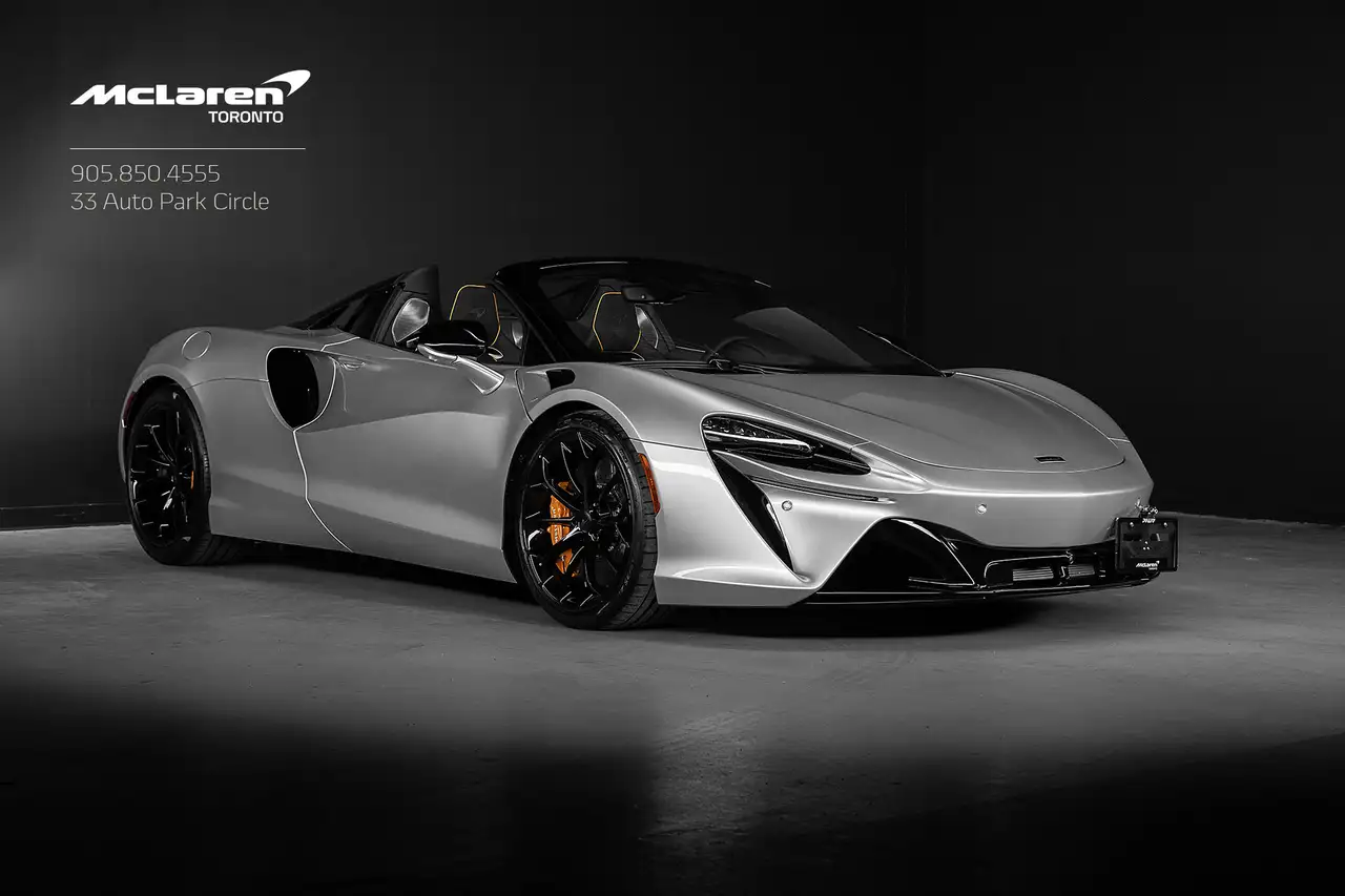 McLaren Artura снимка McLaren Artura