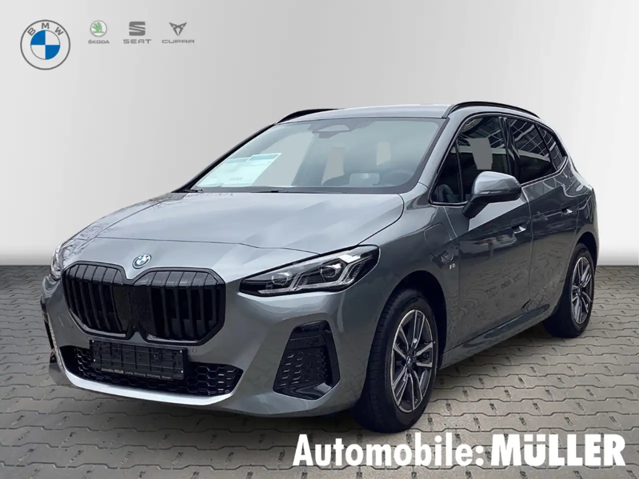 BMW 225