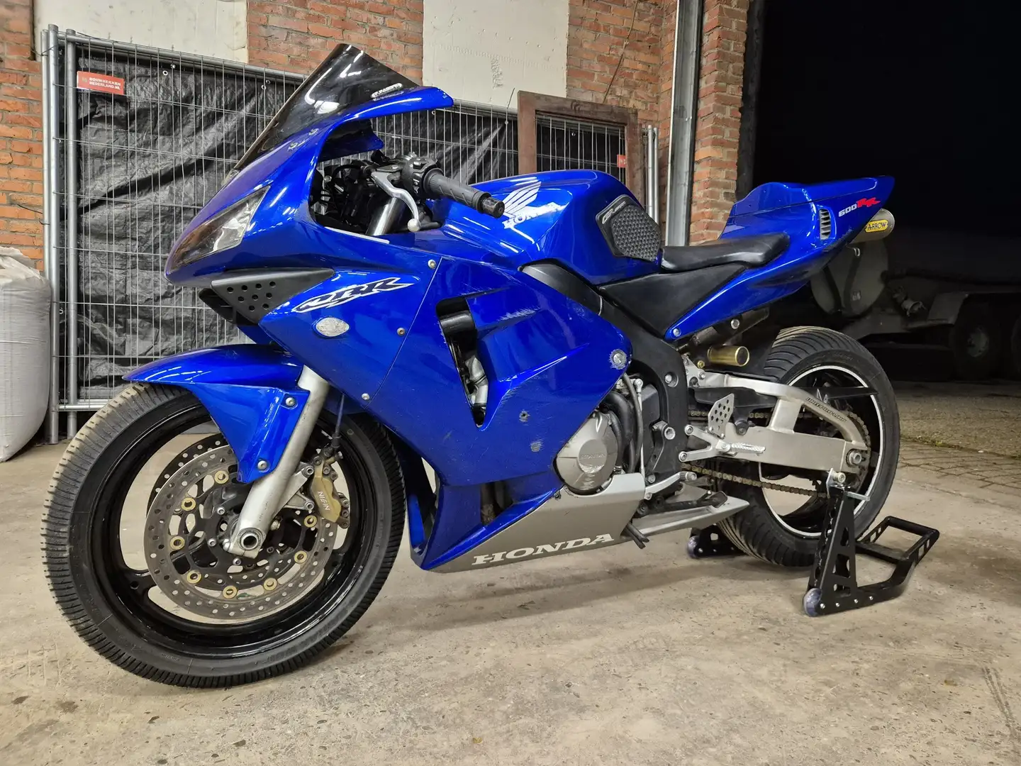 Honda CBR 600 Bleu - 1