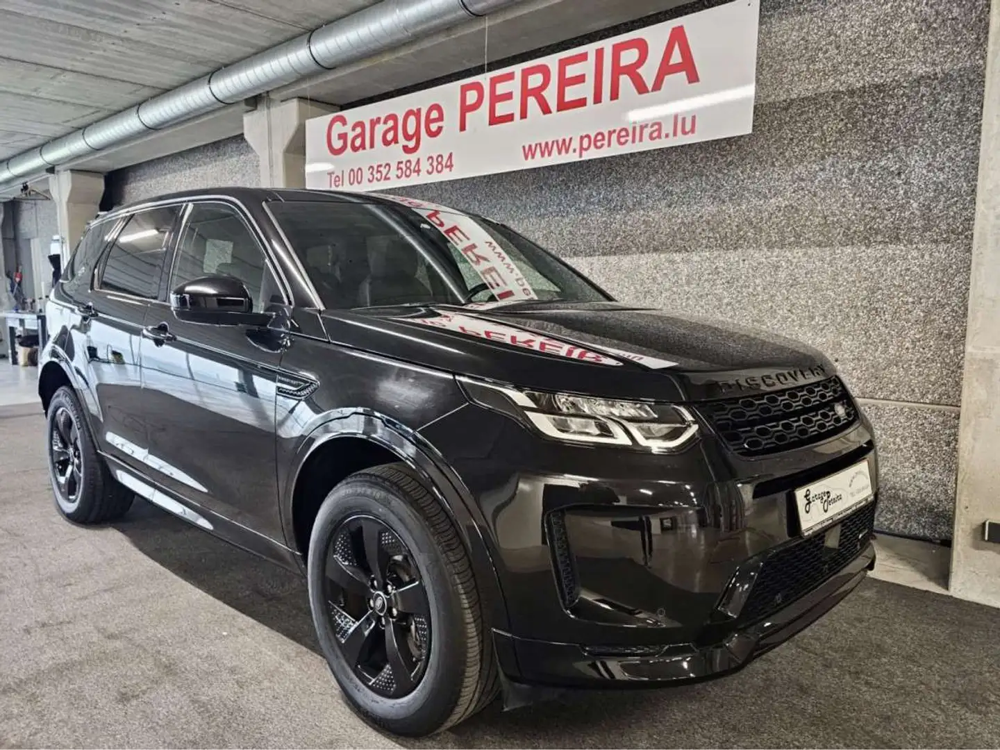 Land Rover Discovery Sport D NEW MODEL R-DYNAMIC 7 SITZE PANO CUIR NAVI 1 HAN Zwart - 1