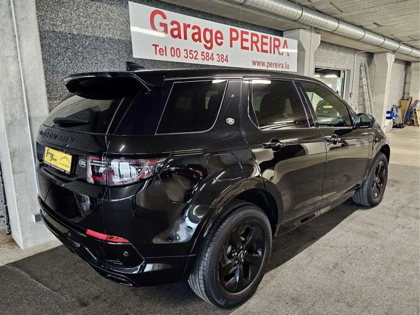 Land Rover Discovery Sport D NEW MODEL R-DYNAMIC 7 SITZE PANO CUIR NAVI 1 HAN Zwart - 2