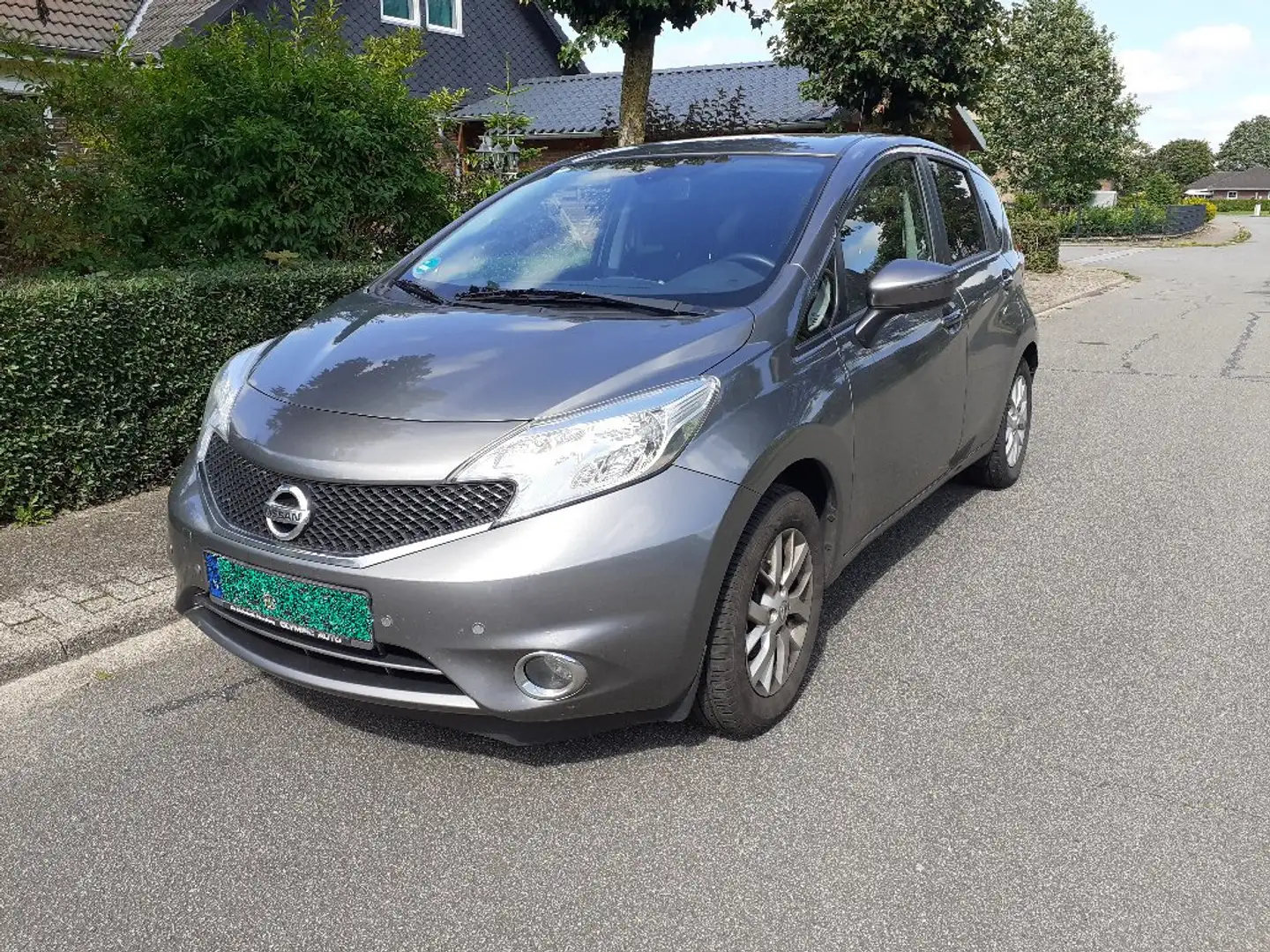 Nissan Note Note 1.2 acenta+ Grau - 1