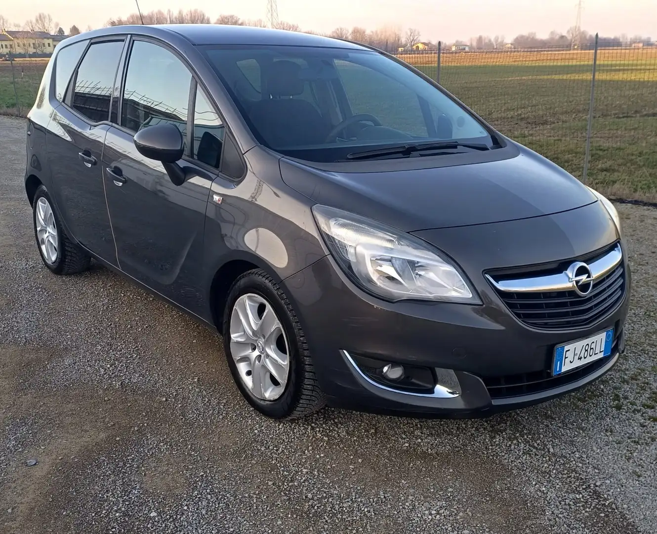 Opel Meriva Meriva 1.4 t Advance (elective) Gpl-tech 120cv Grau - 1