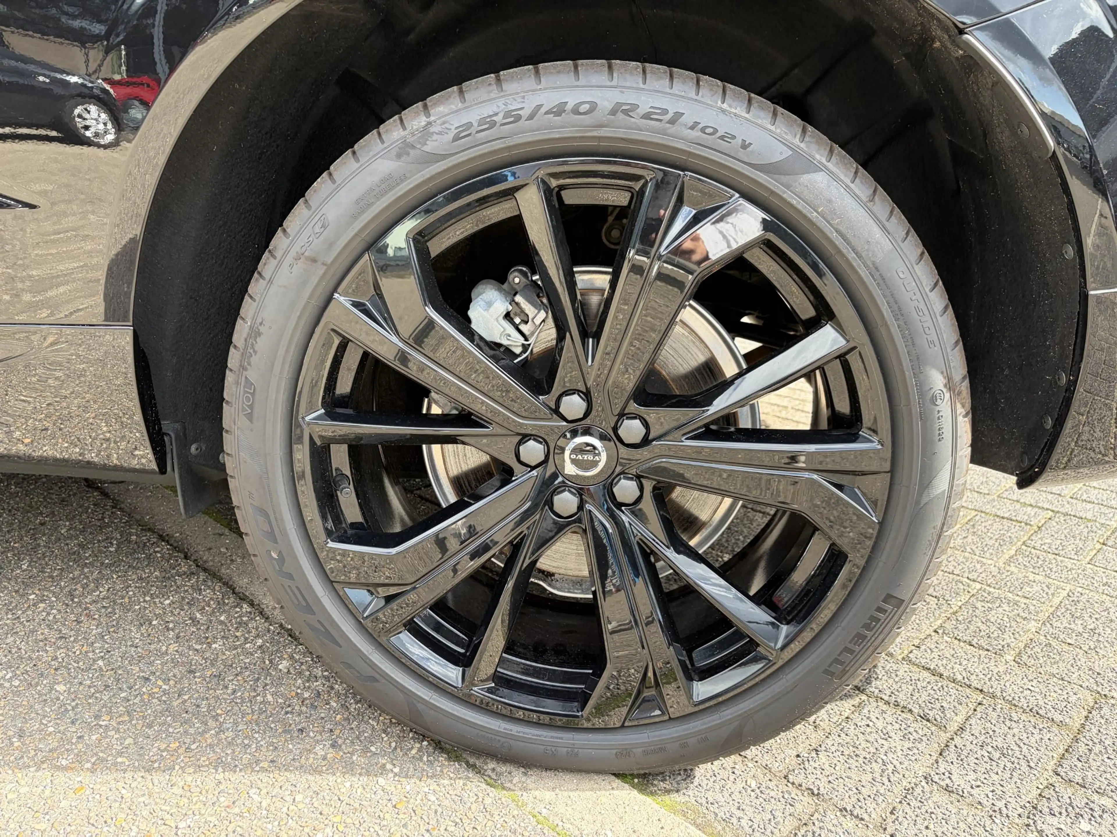 Volvo XC60 2.0 T6 Plug-in hybrid AWD Plus Dark ELEKTRISCHE TR — photo 10