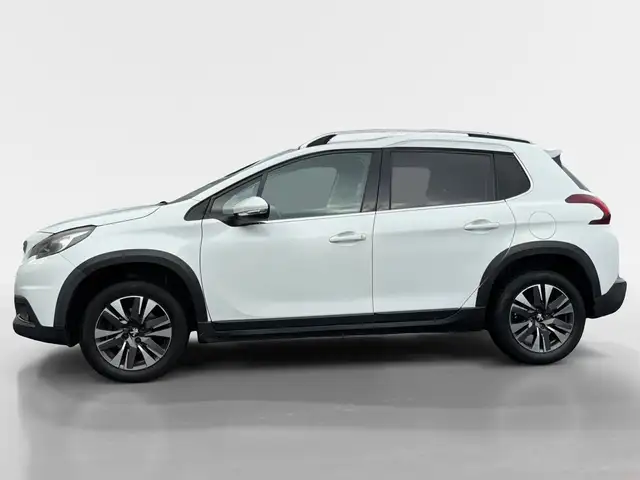 Peugeot 2008 view 3