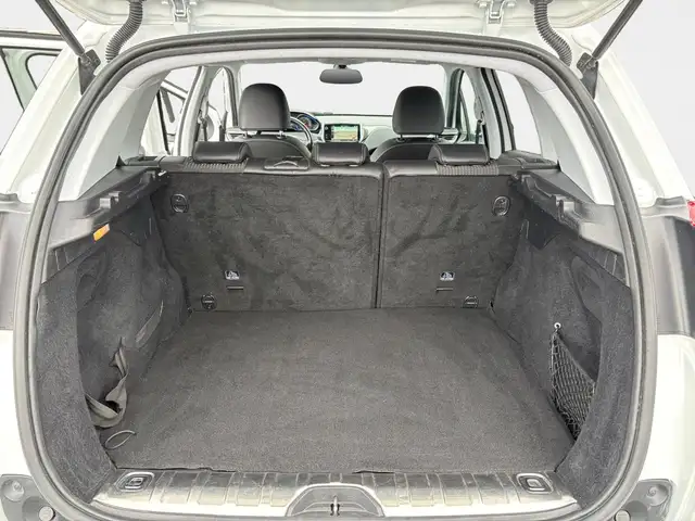 Peugeot 2008 view 11