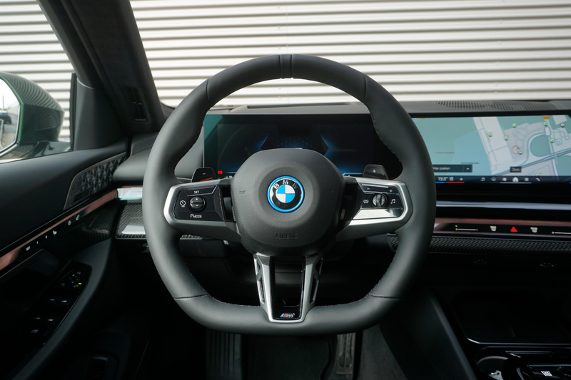 BMW 550 5 Serie Touring 550e xDrive | M Sportpakket Pro | — photo 8