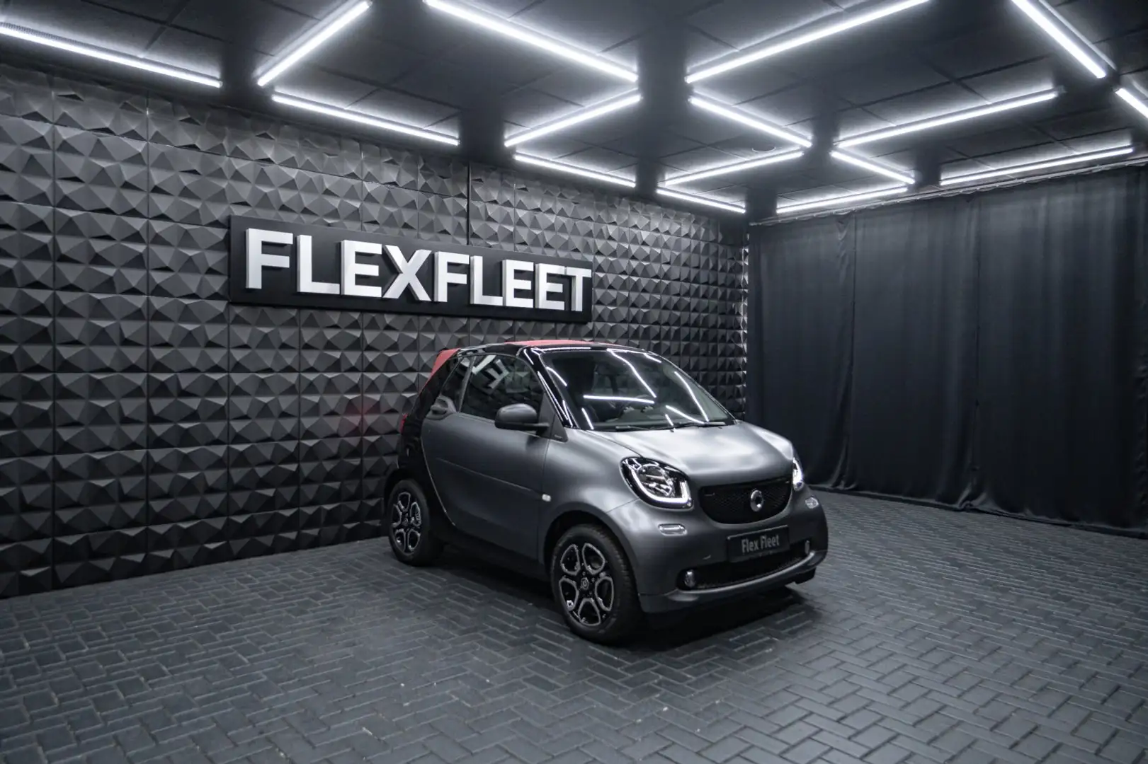 smart forTwo Turbo Cabrio Passion Komfort SHZ Schwarz - 1