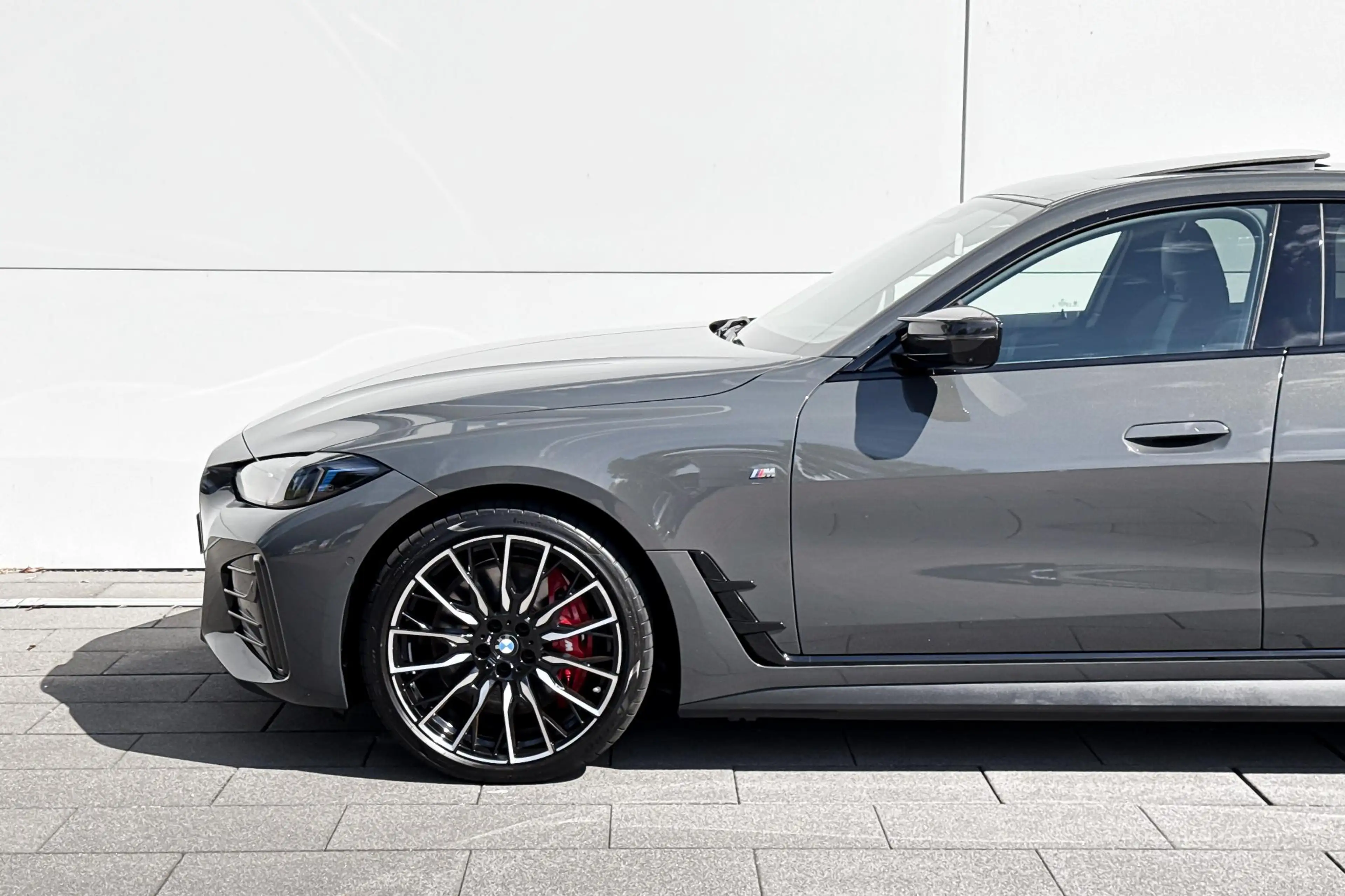 BMW i4 M60 84 kWh — photo 4