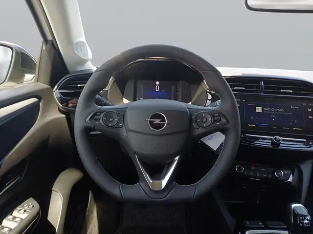 Opel Corsa view 13