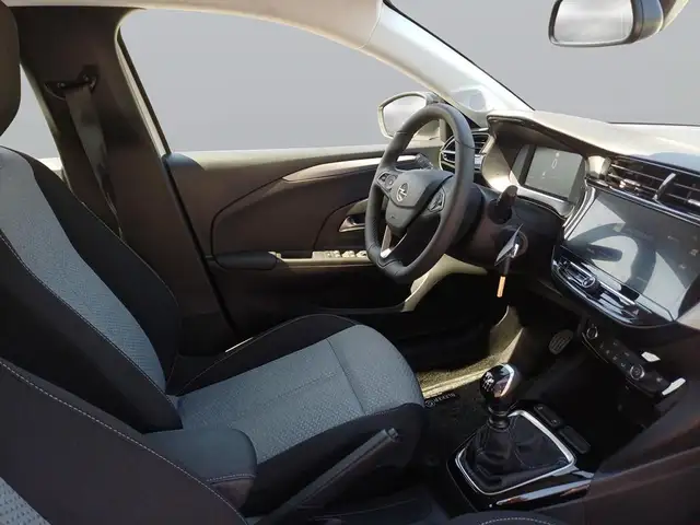 Opel Corsa view 11