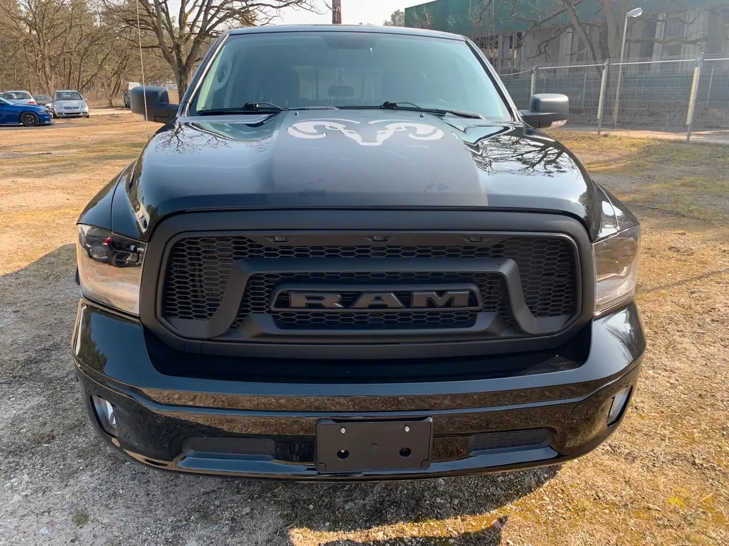 Dodge RAM 5.7l 4x4 GEN.4 Sport Offroad Bügel + Trunkcover Black - 2