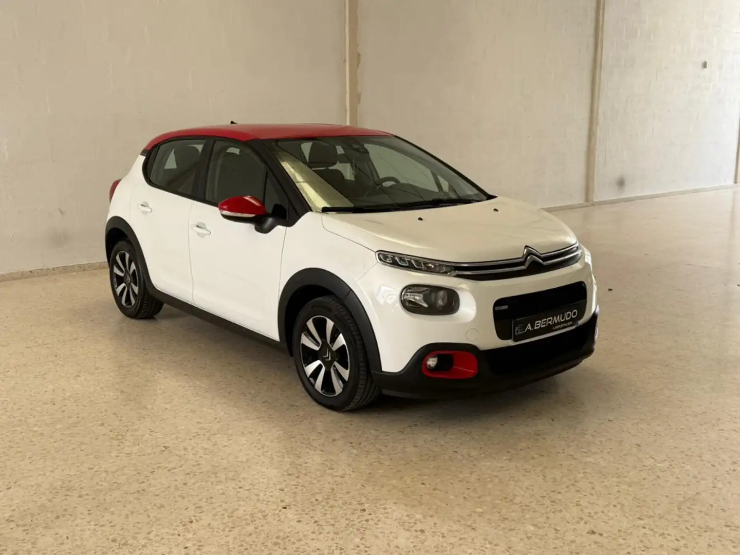 Citroen C3 1.2 PureTech Live 82 Blanco - 1