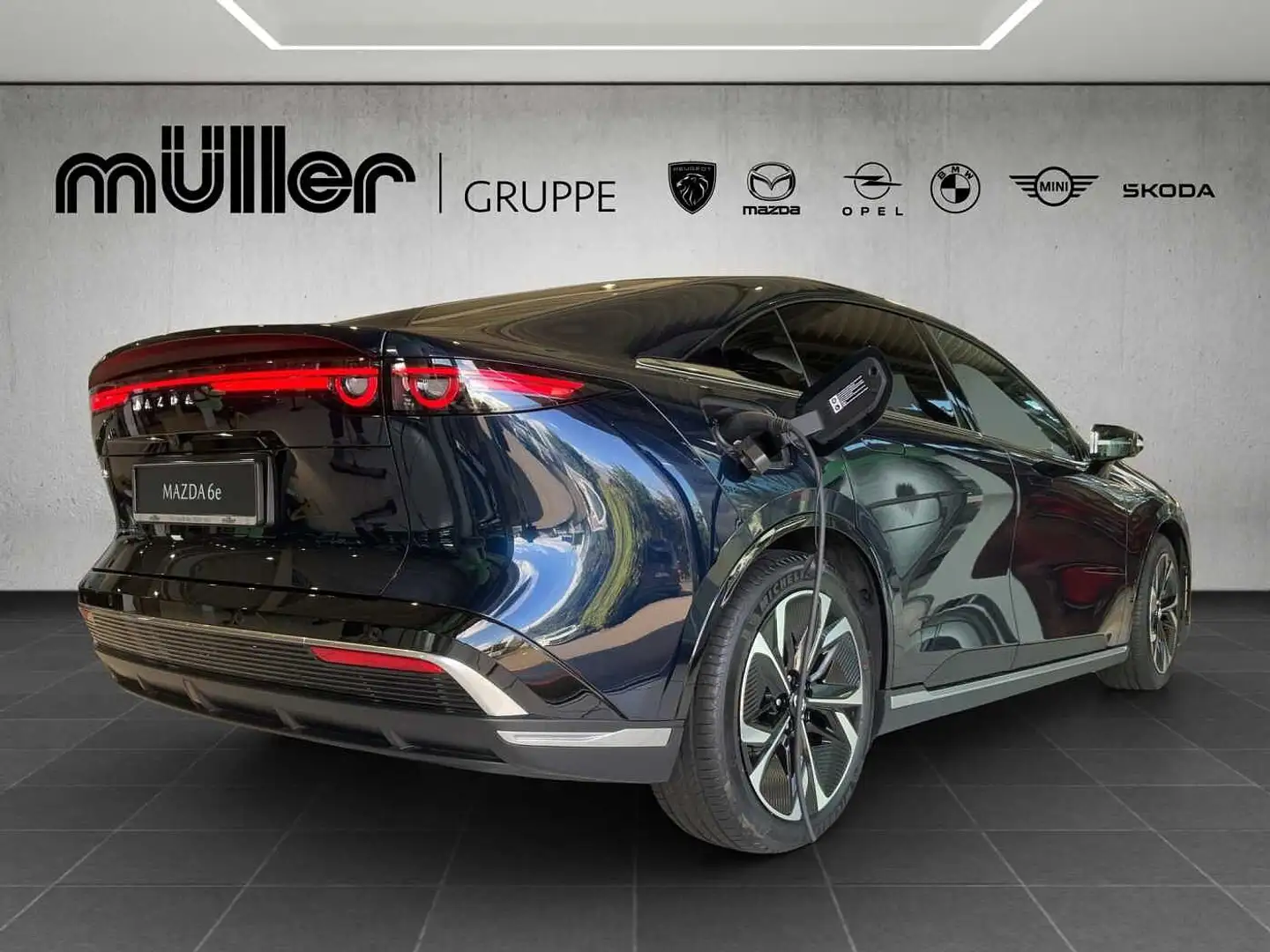Mazda 6 E 258 PS 1AT RWD TAKUMI Blau - 2