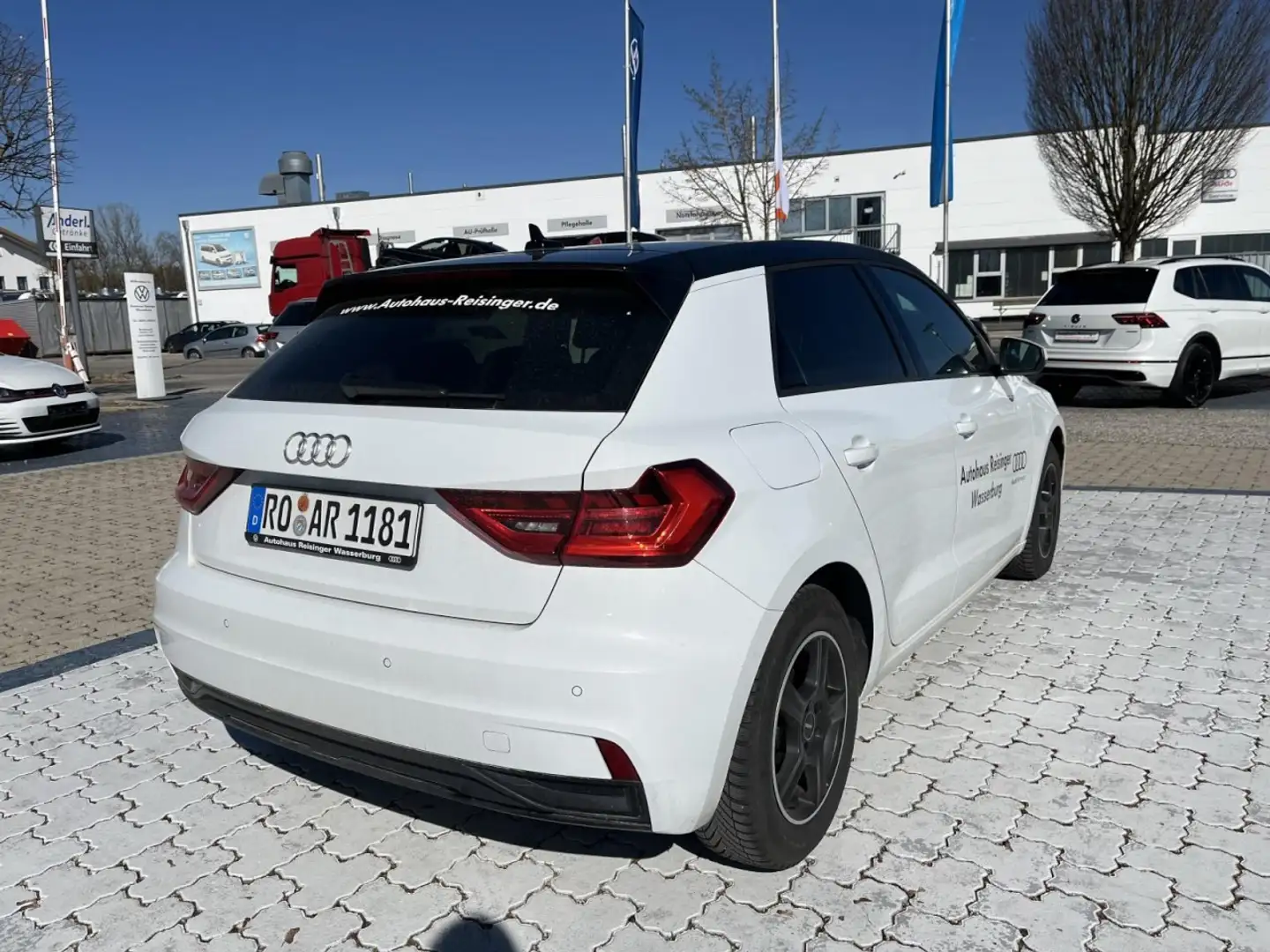 Audi A1 Sportback 1,0 TFSI S-Line Advanced (LED,Sounds.) Weiß - 2