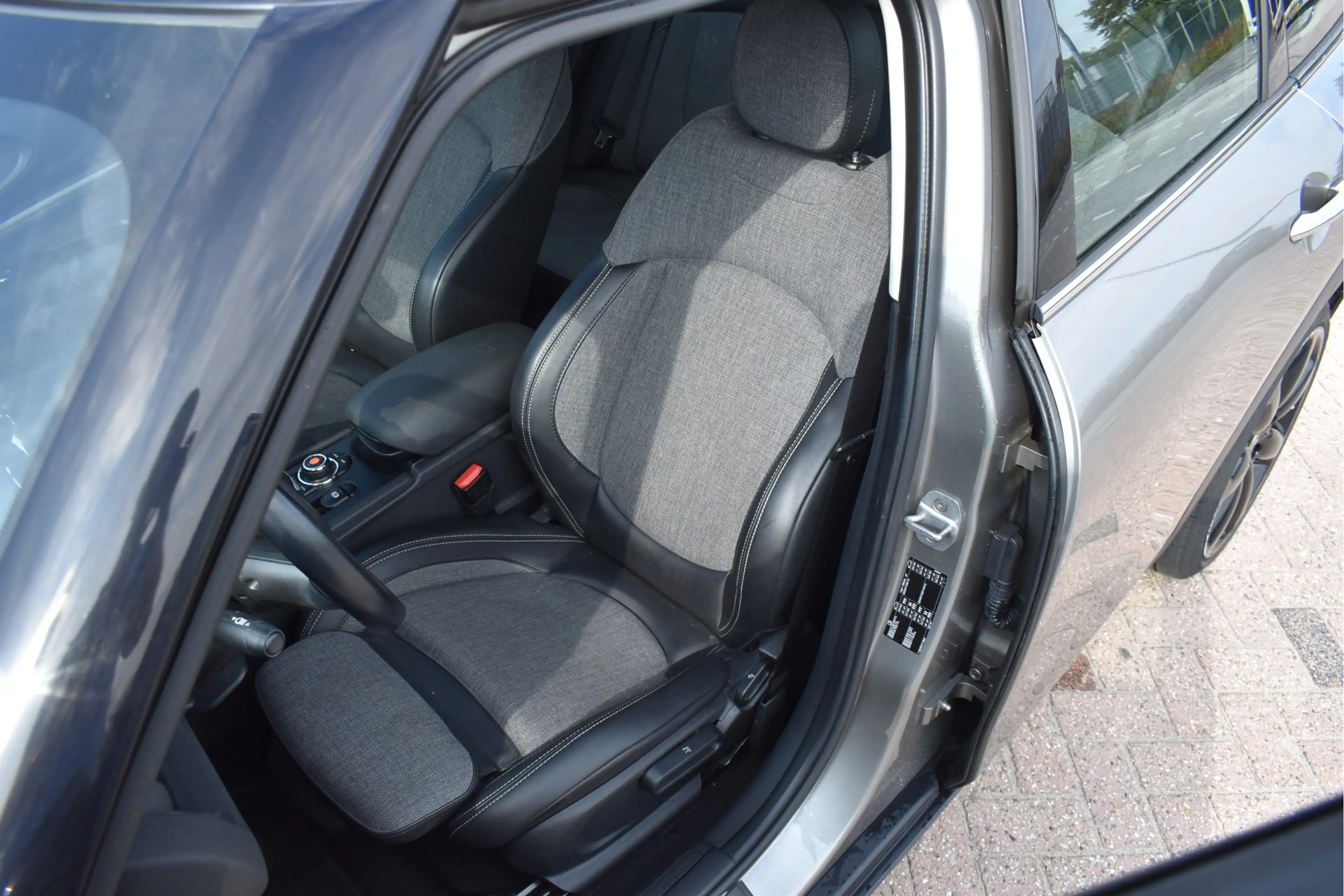 MINI Cooper S Clubman 2.0 Pepper Serious Business ,BOEKJES,NAP EN ONDERH — photo 14