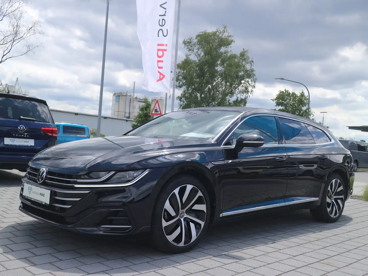 Volkswagen Arteon Shooting Brake 2.0 TDI R-Line DSG KLIMA LED NAVI Schwarz - 2