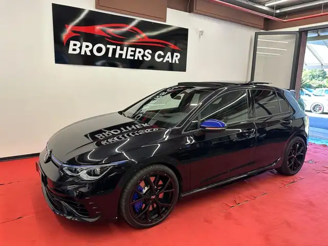 Volkswagen Golf R 2.0 R DSG 4Motion 20 YEARS AKRAPOVIC