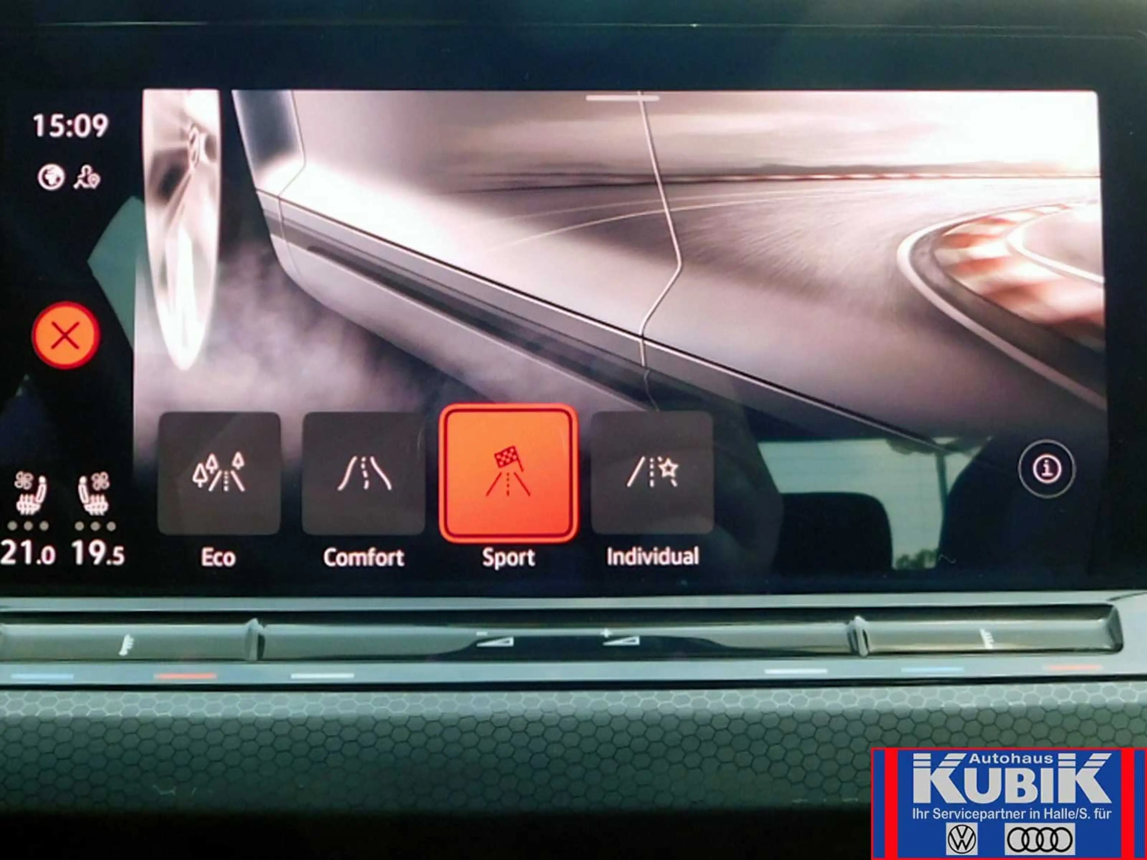 Volkswagen Golf GTD 2,0 TDI Black Style DSG+IQ. Light+Memory+Harman Kar — photo 12