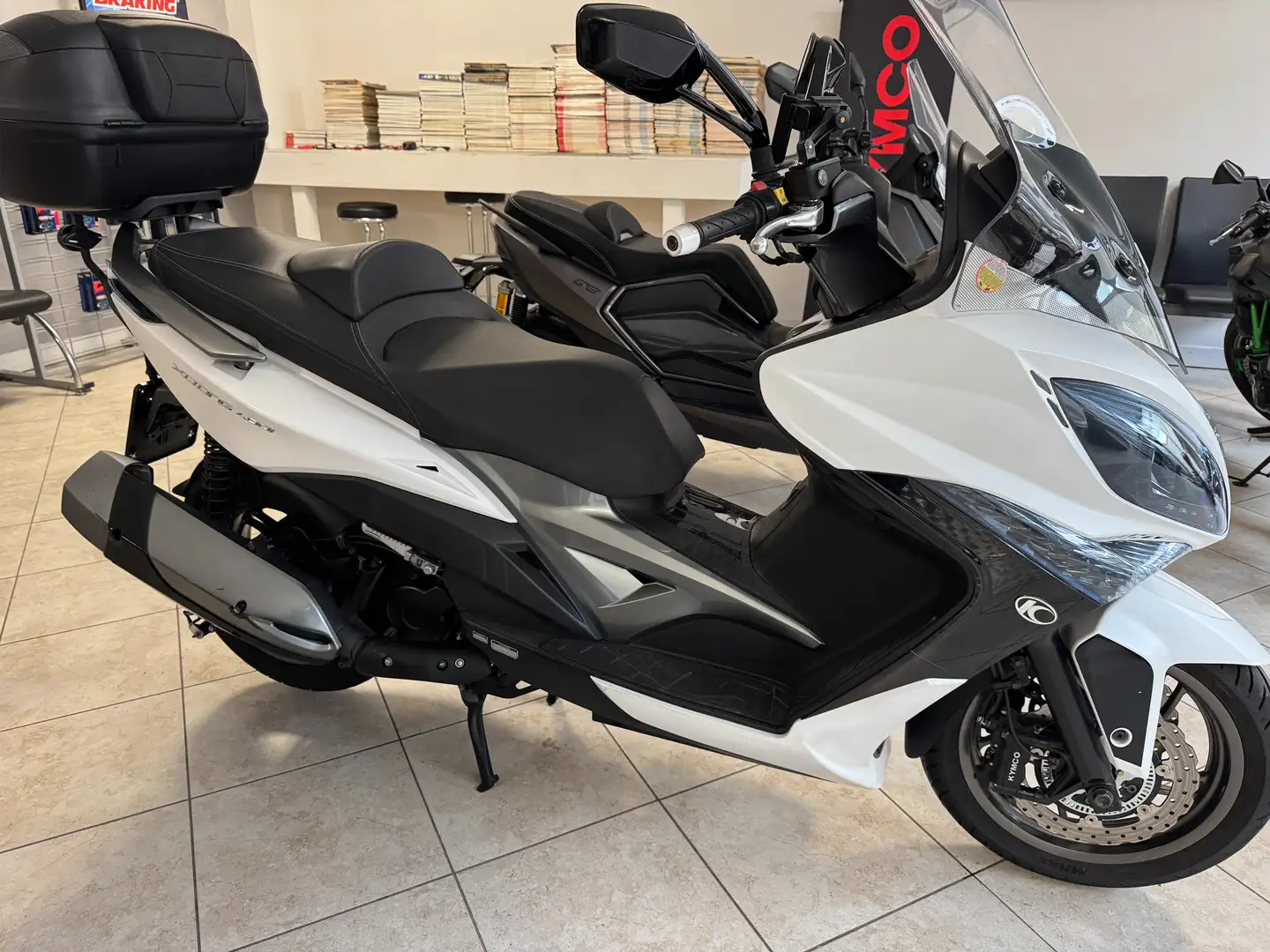 Kymco Xciting 400i Bianco - 2