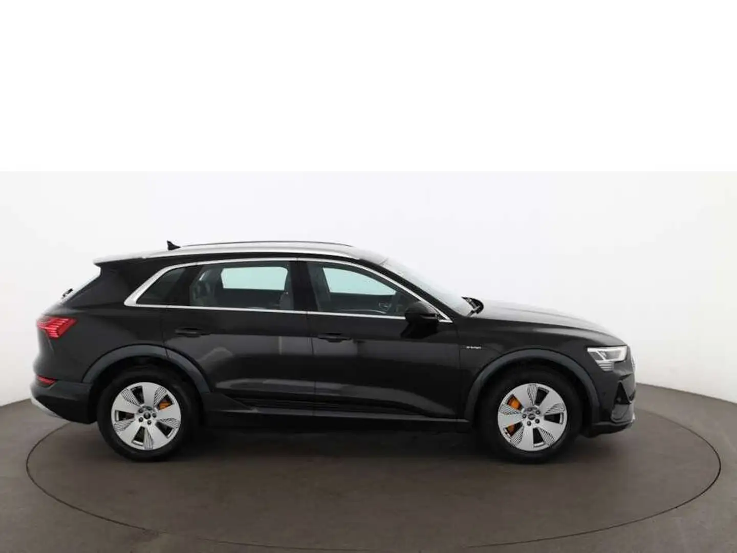Audi e-tron 55 quattro S-Line 95kWh Aut LED HEAD-UP Schwarz - 2
