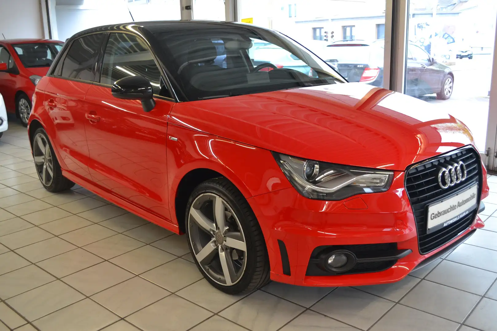 Audi A1 1.6 TDI SPORTBACK S-LINE admired XENON*NAVI Rosso - 2