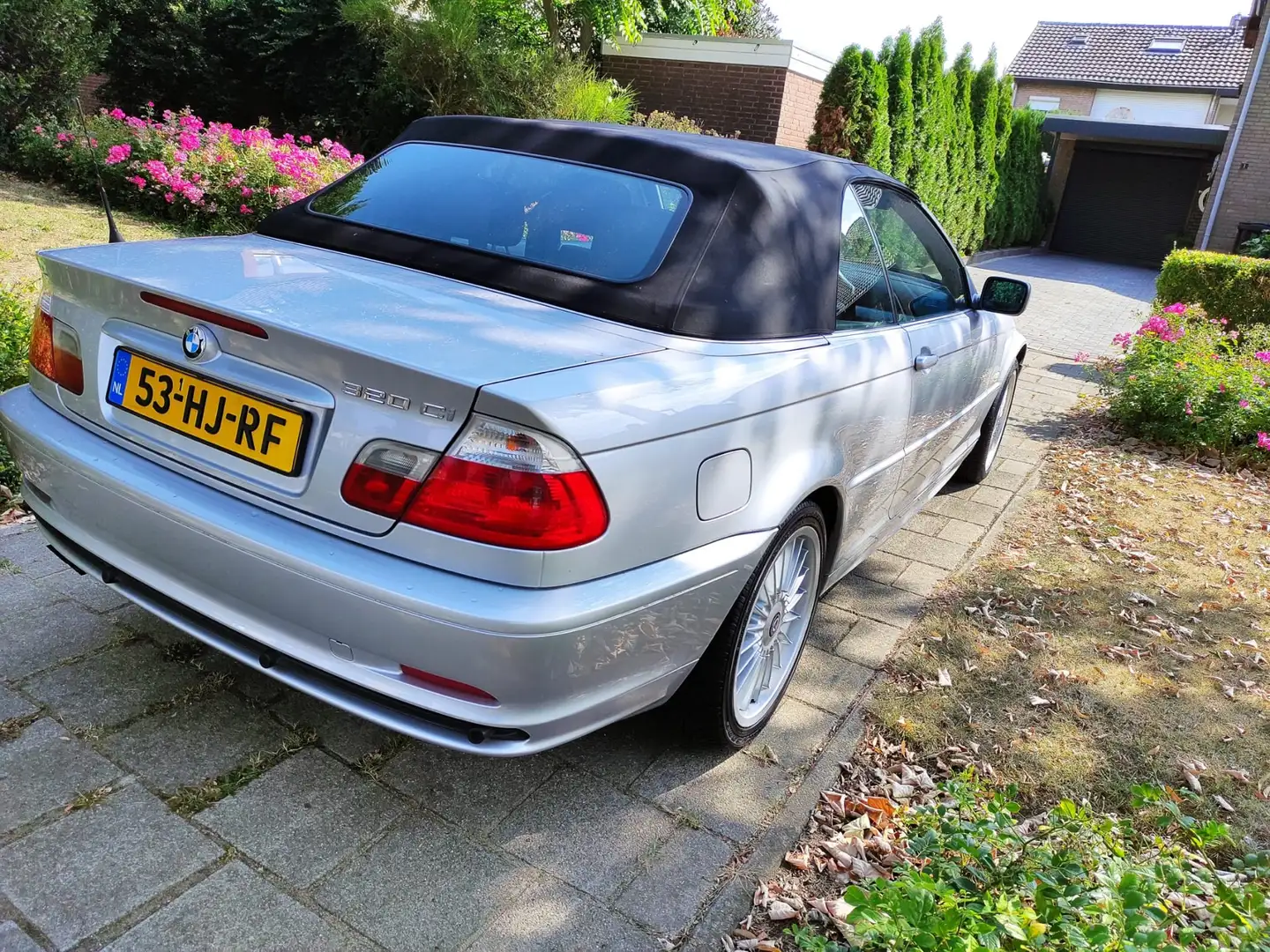 BMW 320 BMW 3-Serie (e90) 2.2 CI 320 Cabriolet 2001 Zilver - 2