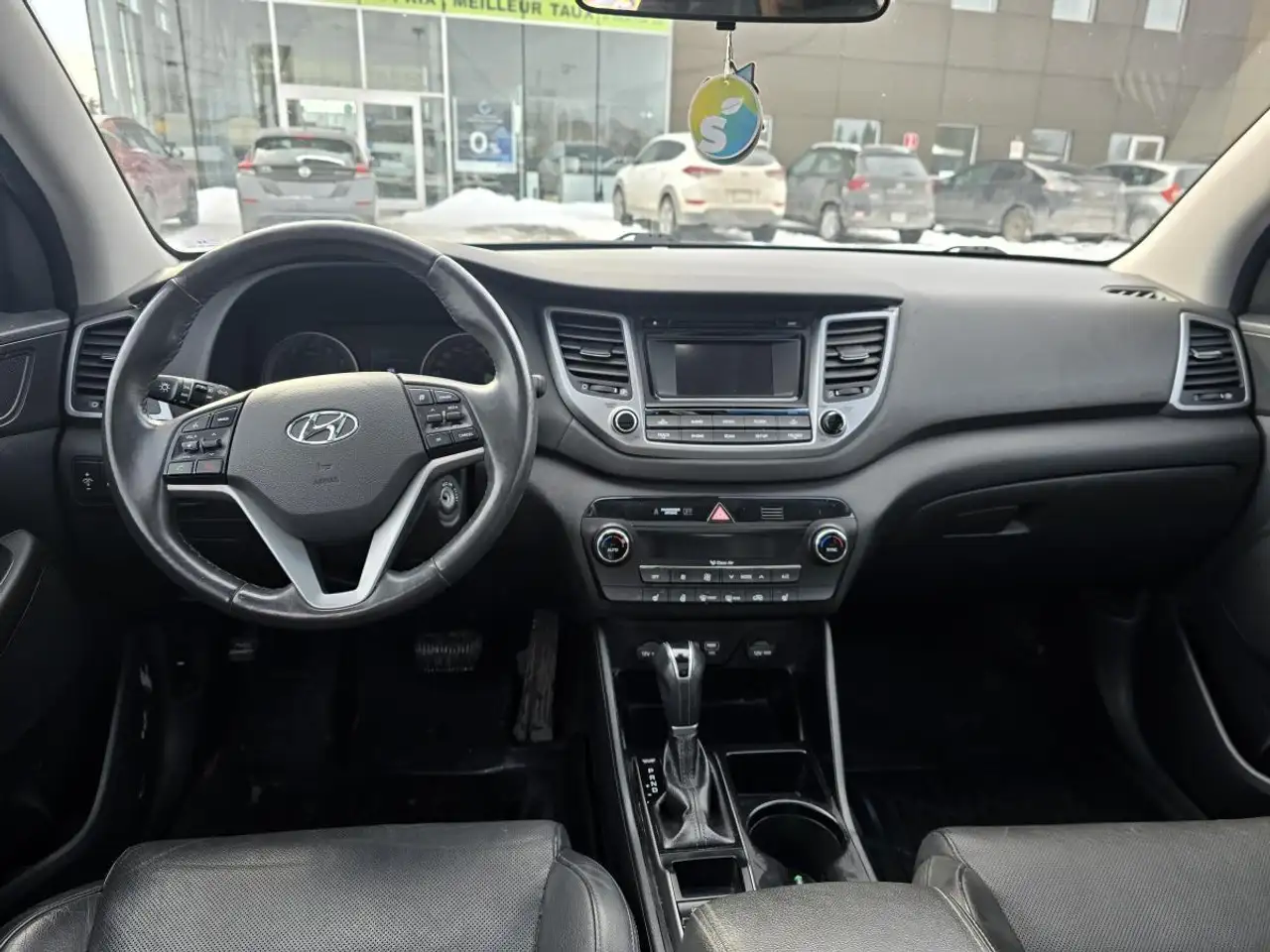 Hyundai TUCSON снимка Hyundai TUCSON