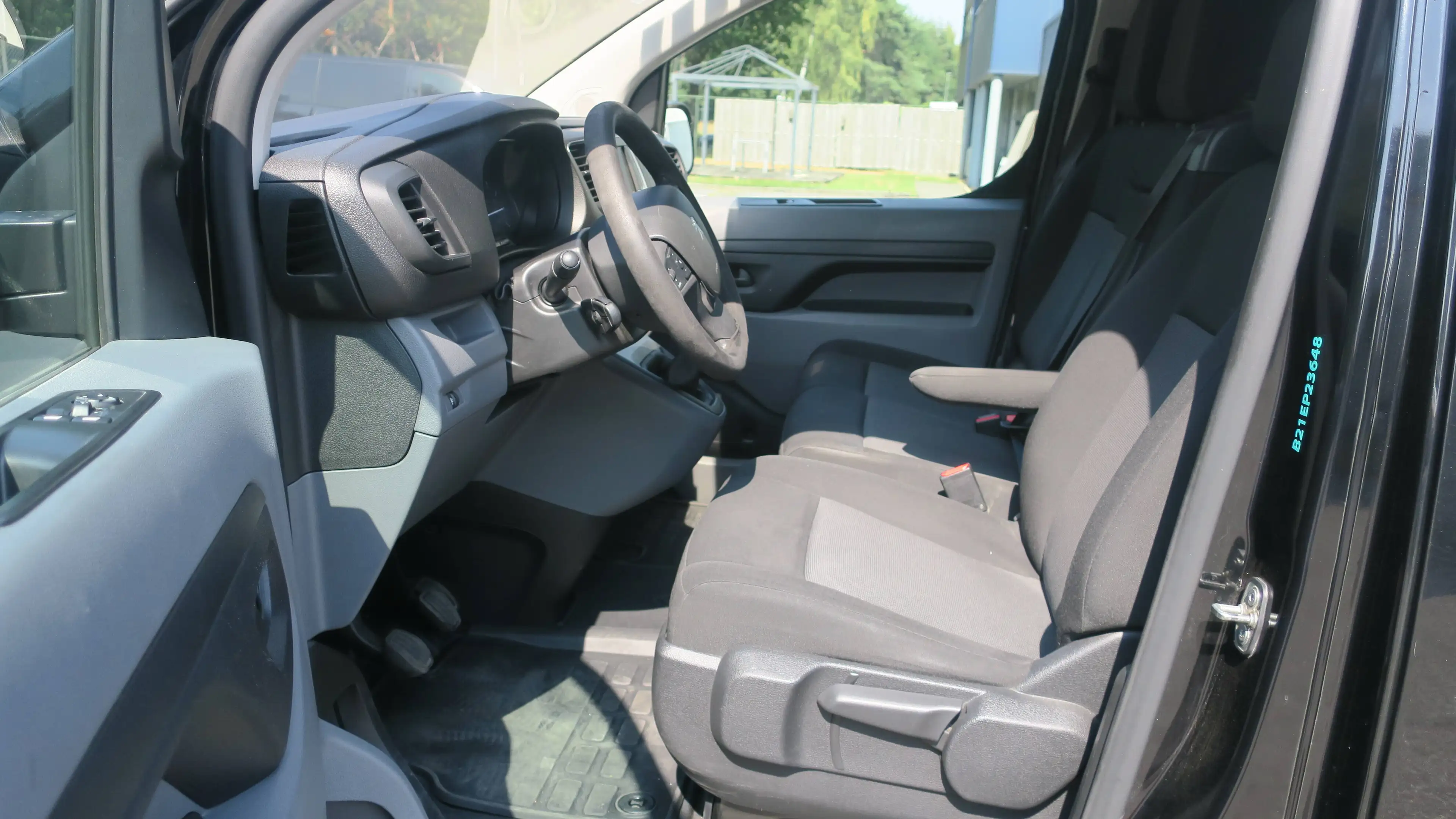Peugeot Expert 2.0 BlueHDi L2 Standard S/S (EU6.4)" Netto 14500euro" — photo 6