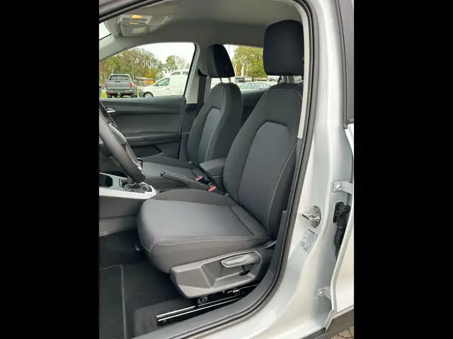 Seat Arona view 5