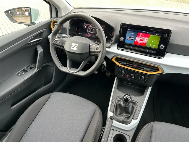 Seat Arona view 6