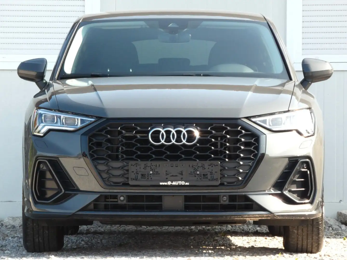 Audi Q3 Sportback 35 TDI S-line VIRTUAL/MATRIX/KAMERA Gris - 2
