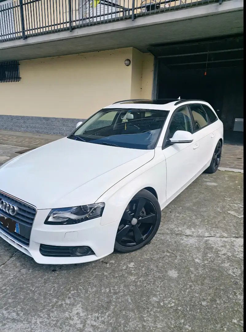 Audi A4 Avant 2.0 tdi Advanced multitronic fap - 2