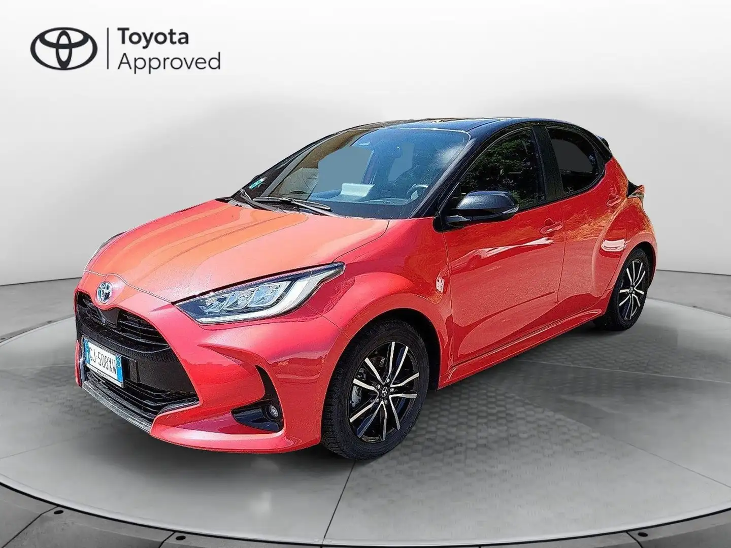 Toyota Yaris 1.5 Hybrid 5 porte Style Rosso - 1