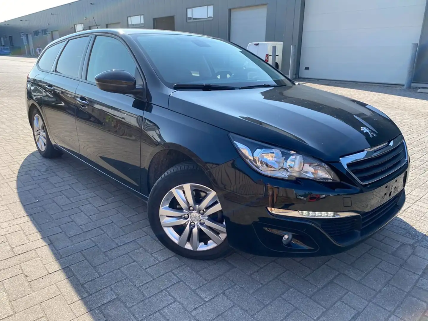 Peugeot 308 308 SW PureTech 130 Stop Zwart - 1