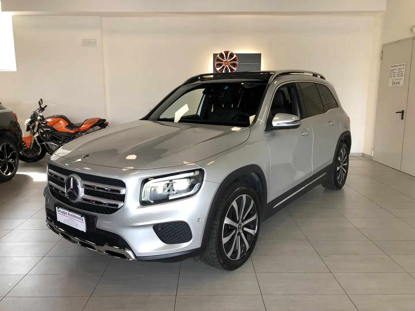 Mercedes-Benz GLB 200 GLB 200 d Sport Plus auto Zilver - 1