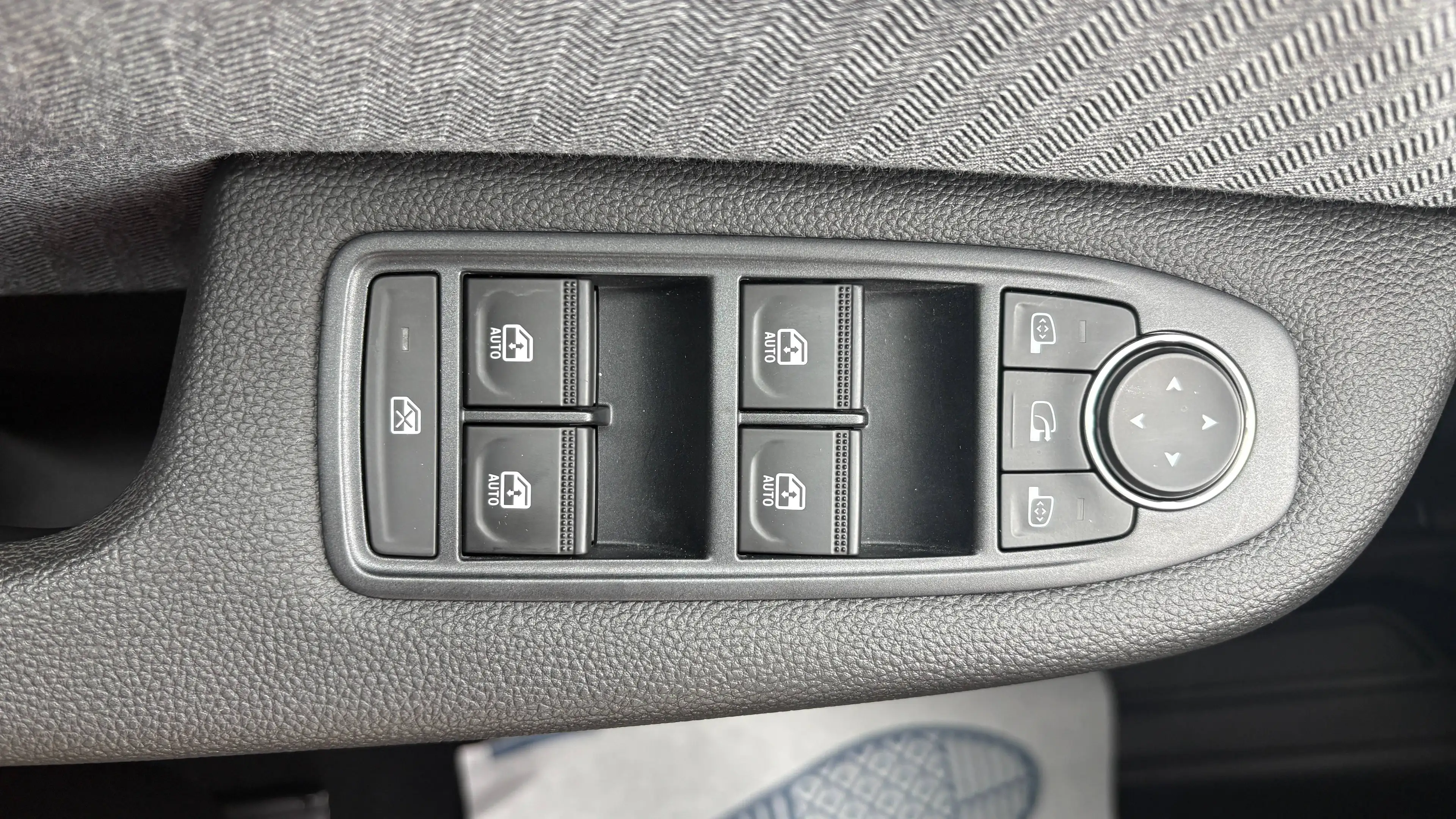 Renault Clio Clio 1.0 TCe Techno — photo 7