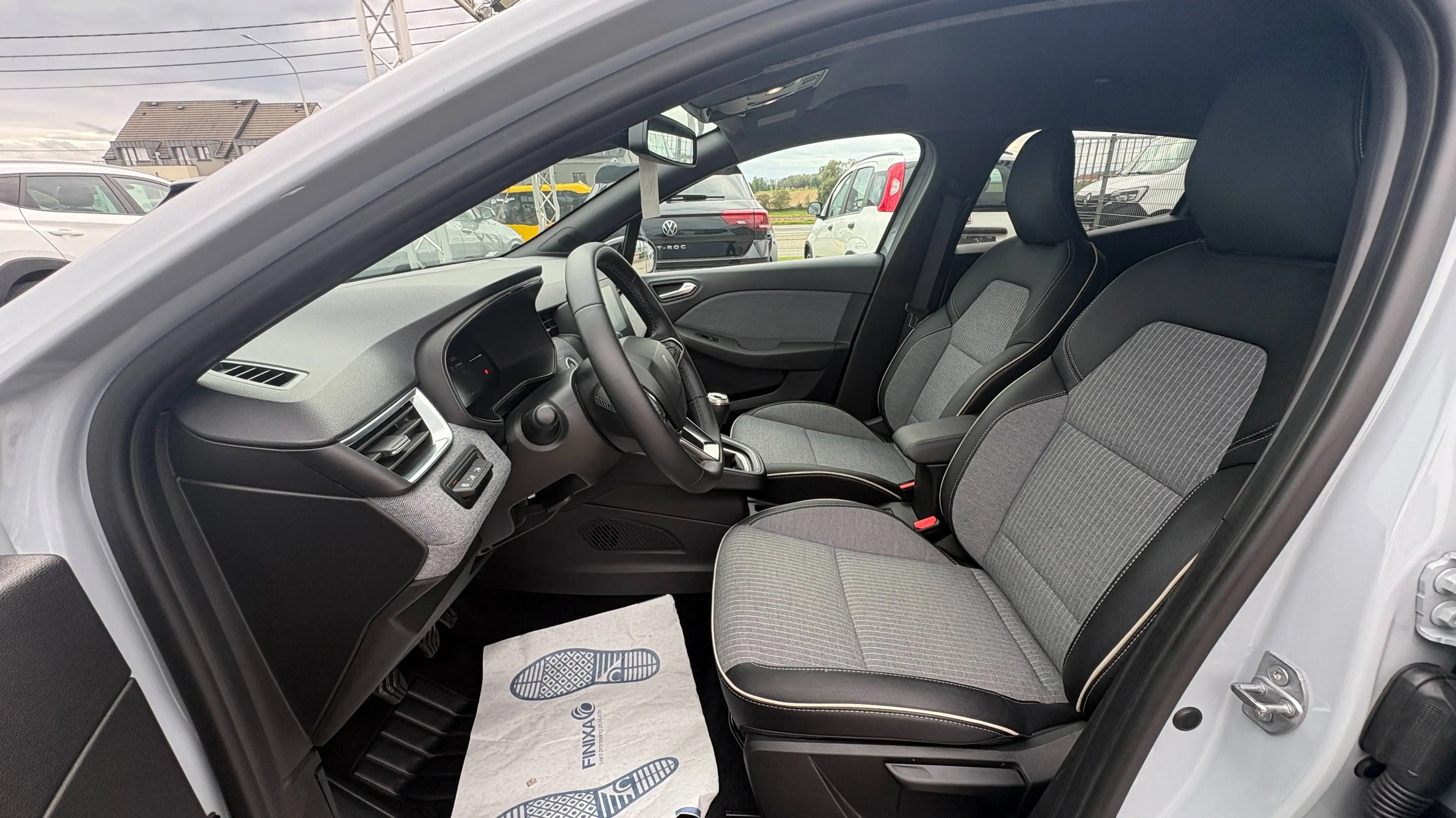 Renault Clio Clio 1.0 TCe Techno — photo 5