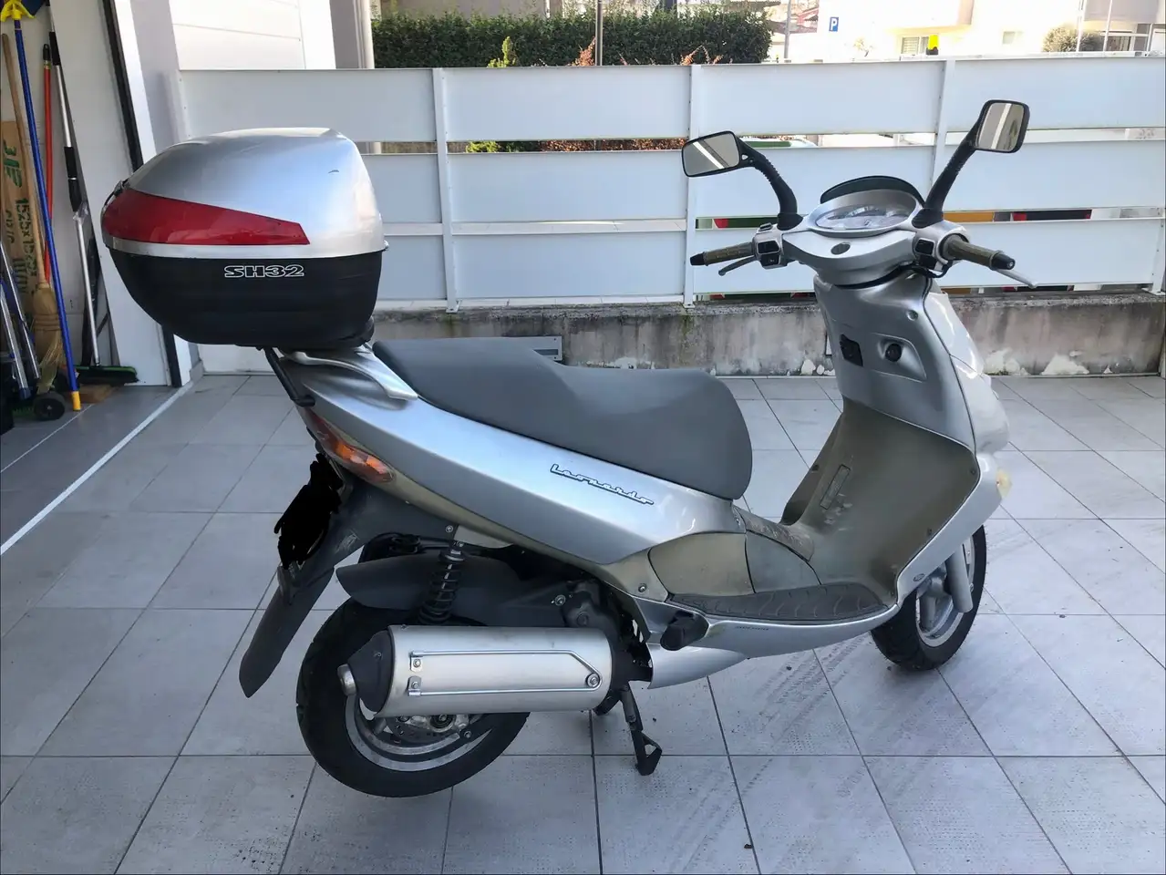 Aprilia Leonardo 150