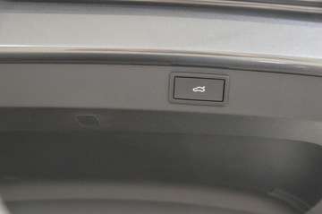 Bild 18 Skoda Karoq Selection AHK,ACC,Navi,Virtual,LED,5J.Gar.